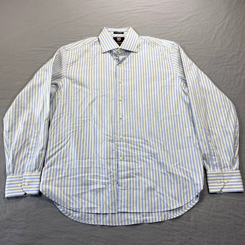 Victorinox Shirt Mens Large Blue Button Up Lightweight Nylon Stretch Vented